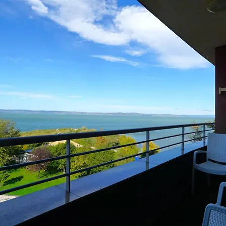 Club218 Wellness Apartments Siofok Room photo