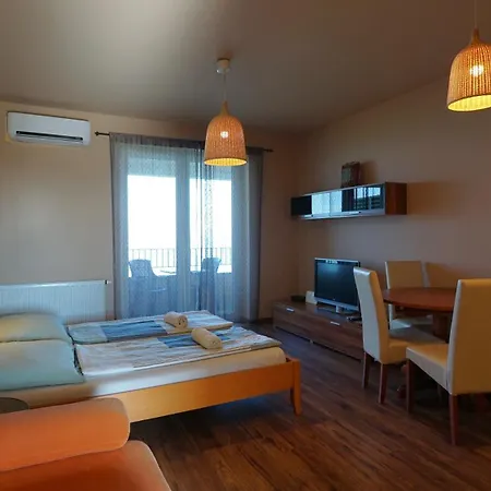 Club218 Wellness Apartments Siofok Room photo