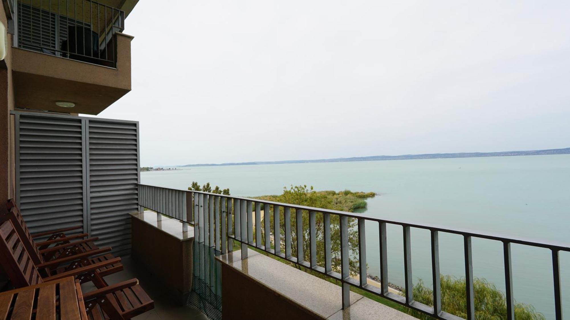 Club218 Wellness Apartment *